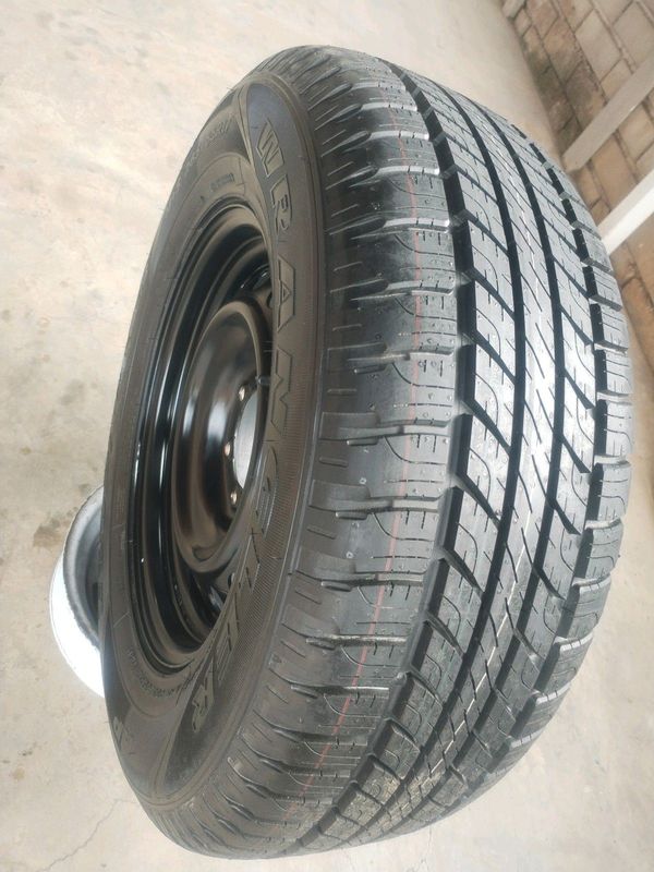 ONE 265 /65R17 GOOD YEAR WRANGLER Tyre &amp; 17Inch TOYOTA Standard Steel Rim On Sale.