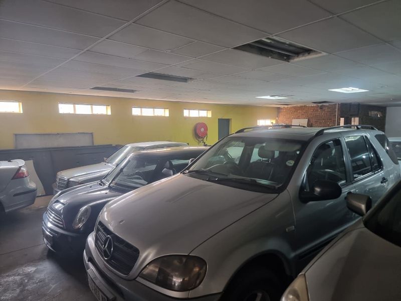 89 Princess Avenue and 90-94 Ampthill Avenue | Car Dealership to Let in Benoni