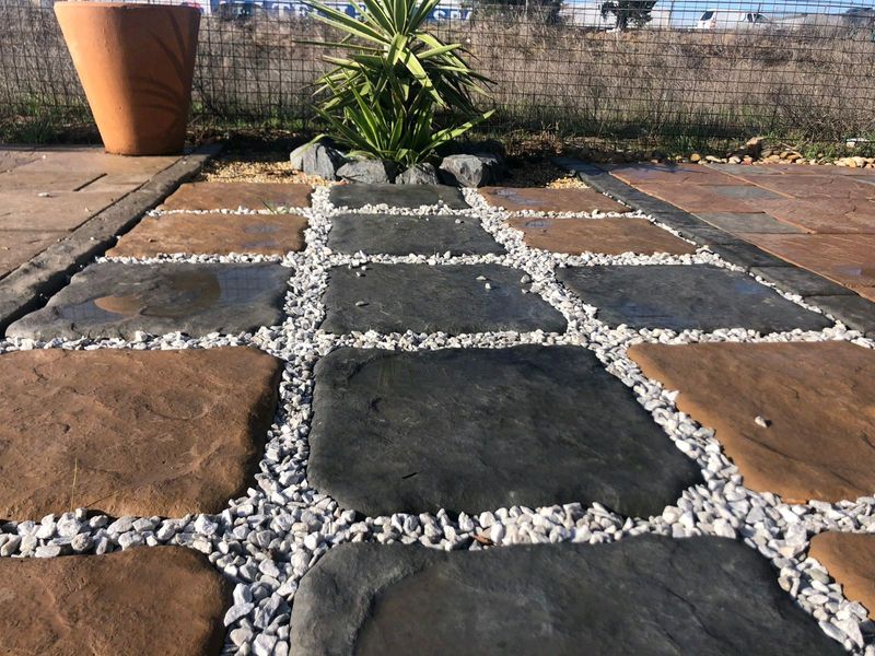 Rockface Paving Slabs On Sale