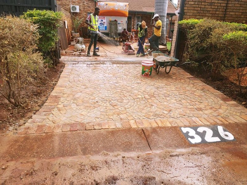 Half bricks paving with affordable cost per square metre fix and Supply material