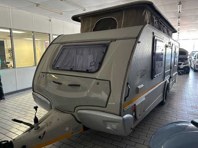 2011 JURGENS SPRITE SPLASH 4 SLEEPER CARAVAN FOR ONLY R129,900 WITH TENT AND SIDES. GOOD CONDITION