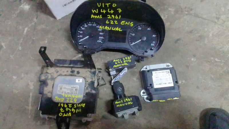 Mercedes Benz Vito 447 manaul lockset for sale used