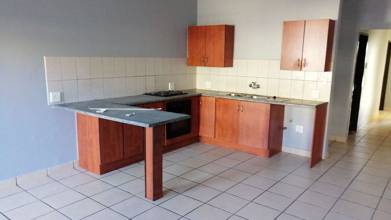 3 Bedroom And 2-bathroom Townhiuse In Brakpan North