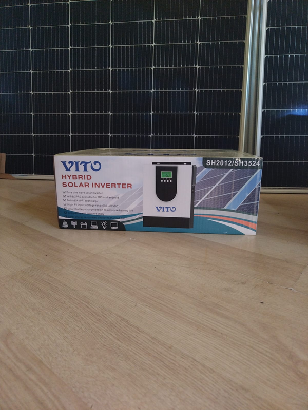 2kw Vito Hybrid solar inverter - R3 000,00