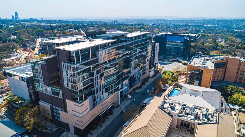 726m² Commercial To Let in Rosebank at R245.00 per m²