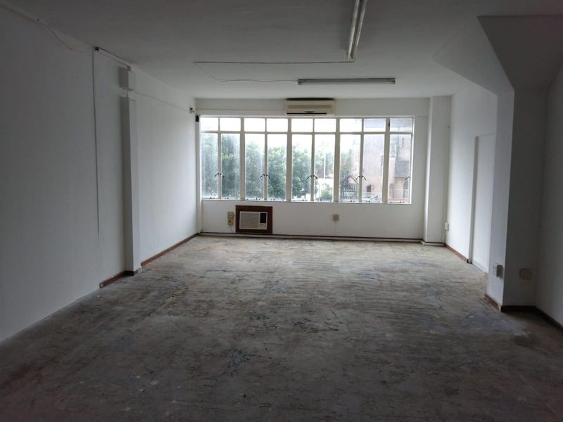 NEAT OFFICE SPACE TO LET IN MORNINGSIDE