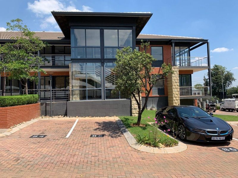 313m² Commercial To Let in Woodmead at R130.00 per m²