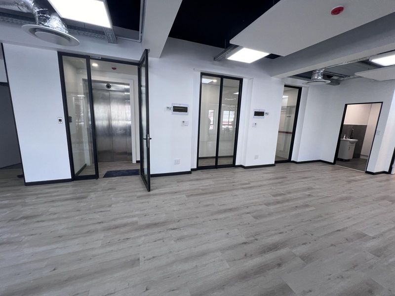 105m² Office To Let in Cape Town City Centre