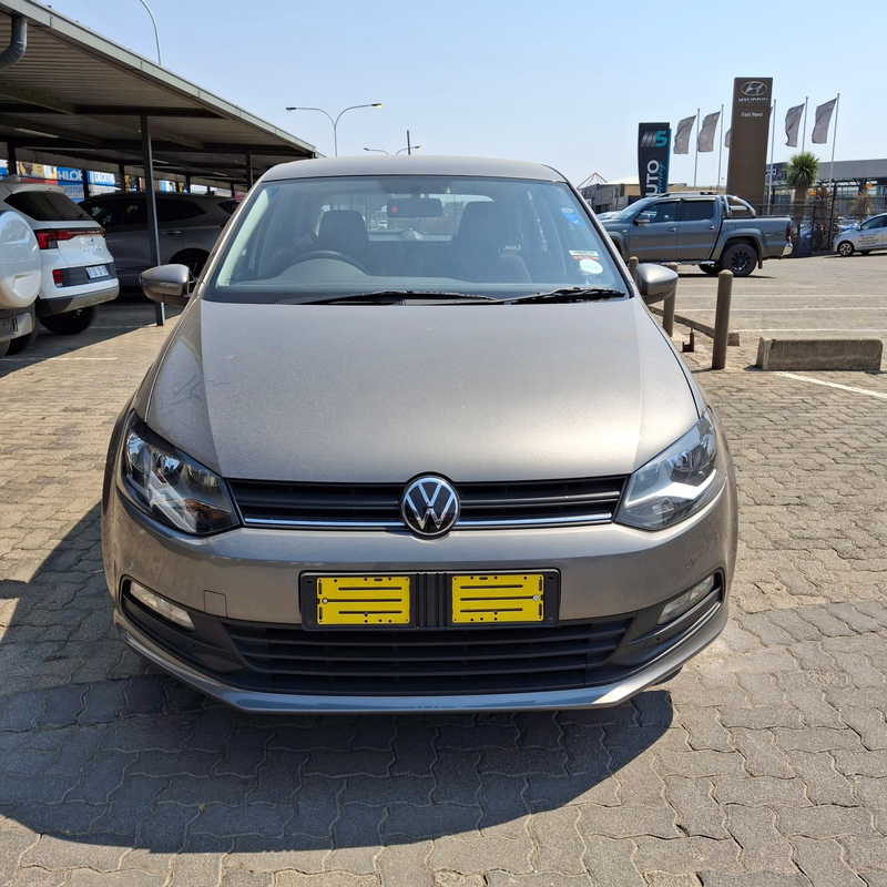 Volkswagen Polo Vivo 1.6 Comfortline 2023