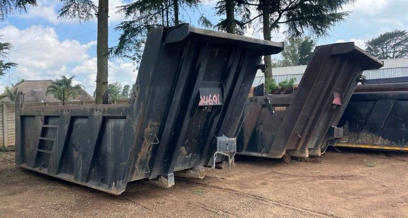 DEPENDABLE 10 CUBE BINS FOR SALE