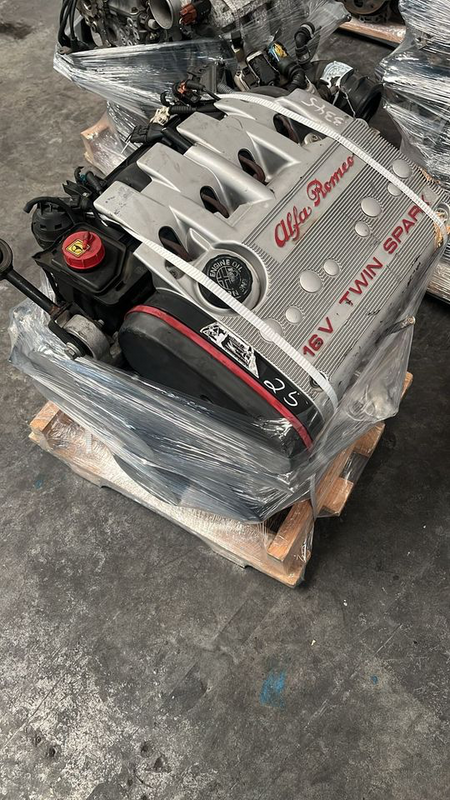 Alfa Romeo 2.0 156 Twin Spark (AR323) Engine