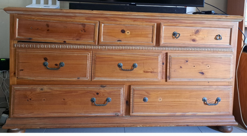 Rosewood sideboard unit