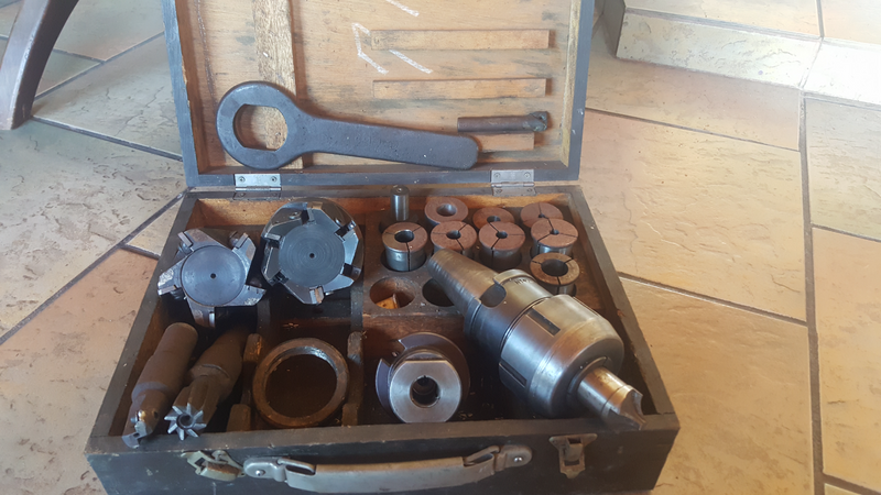 Collet Set and Face Mills - Universal Mill