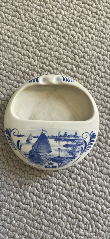 Antique ashtray Delft