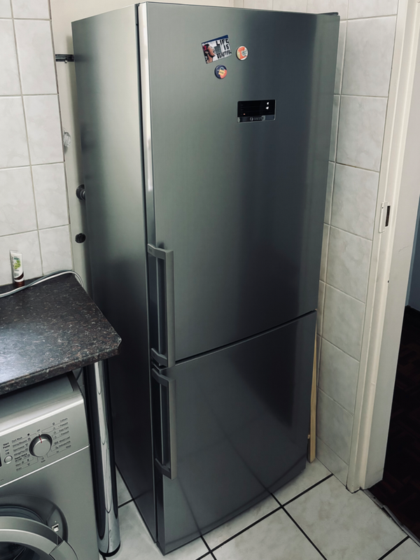 Bosch 70cm fridge-freezer (60% off)