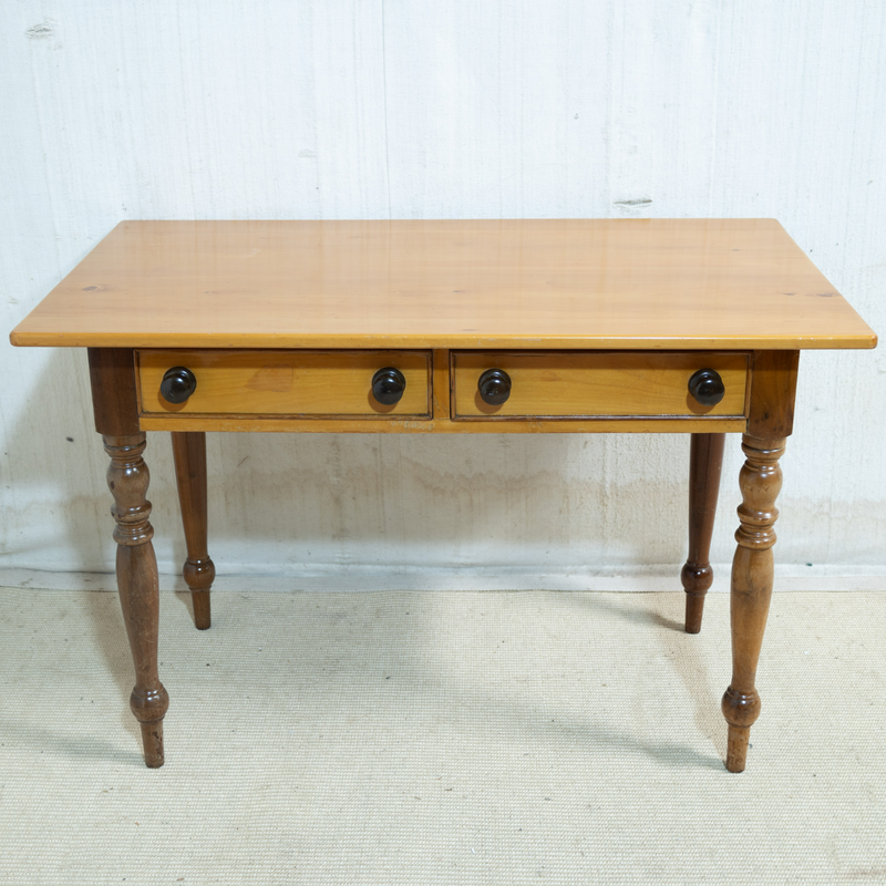 Solid Yellowwood &amp; Imbuia 4-Seater Table