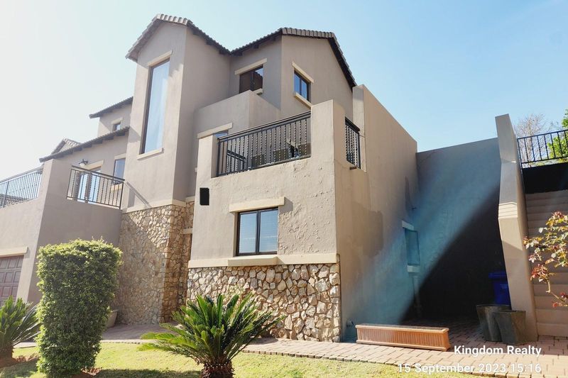 3 Bedroom Freehold House in Secure Complex for Sale in Bronberg Pretoria