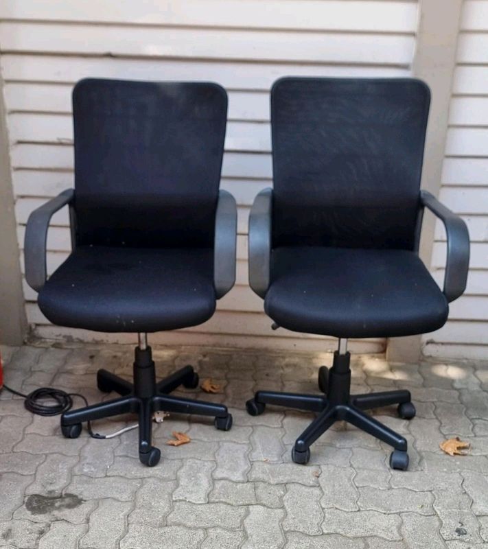 Office Chairs with Netback