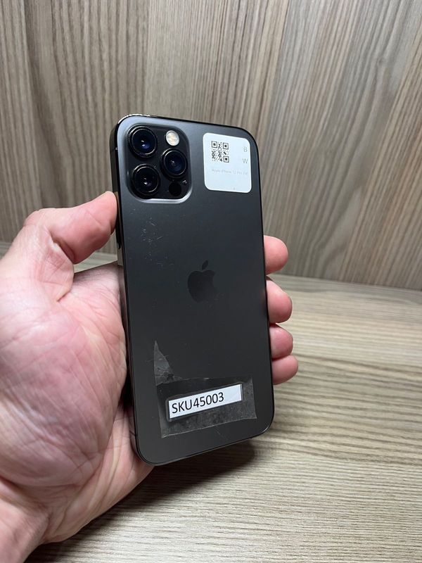 iPhone 12 Pro 256 GB Graphite - (CLEARANCE SALE) (R10 000)