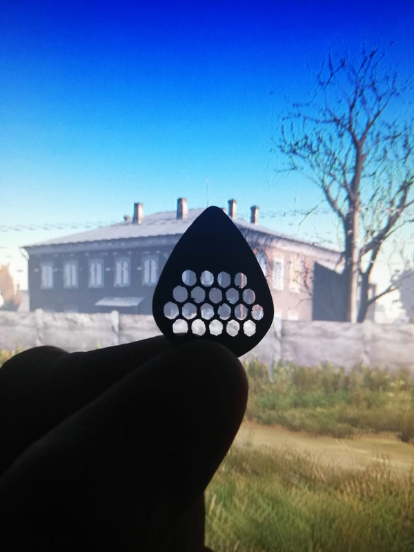 3D Printed Hex Pattern Guitar Picks (R15 For x5)