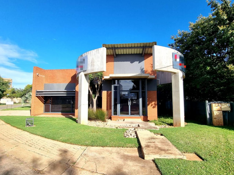 Offices for auction in Irene Park, Klerksdorp