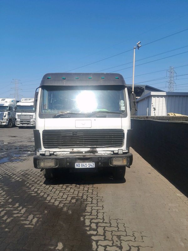 1733 V Series Truck