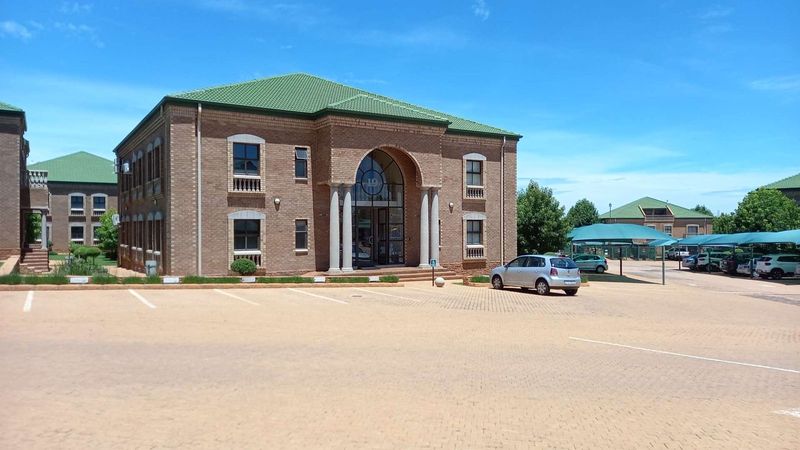 100 Sqm Penthouse office to let in Centurion Highveld