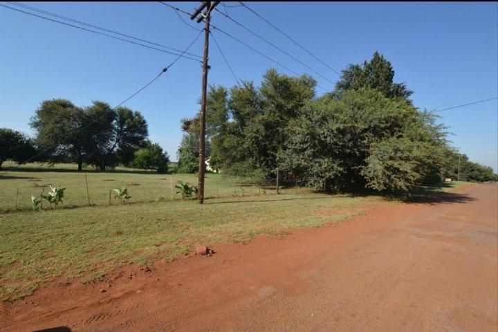 Vacant land for sale in Mantevrede