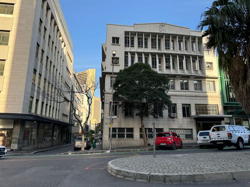 Prime 282 sqm Commercial Space for Rent on Bree Street, Cape Town City Centre