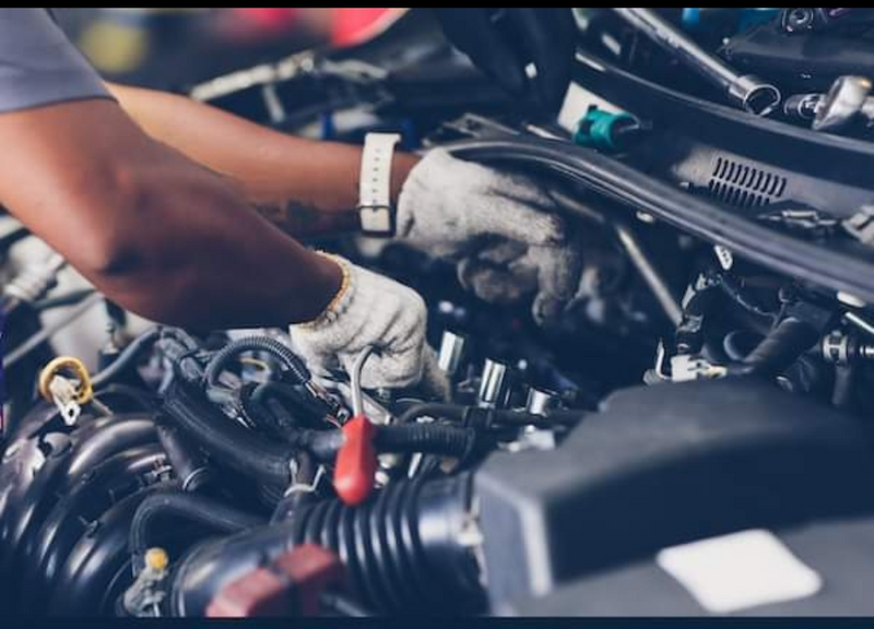 Well Equipped Skilled Mobile Car Mechanic Services - 0790870178 - Available On Call
