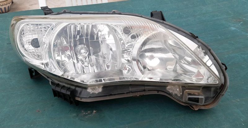Toyota Corolla Professional RHS headlight for sale