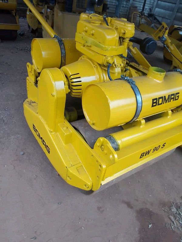 Bomag 90 double drum vibratory roller