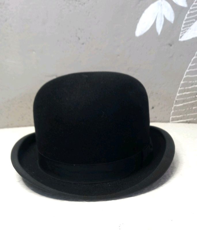 Vintage Dunn &amp; Co Bowler Hat. London. The Perfectus Hat. EXCELLENT CONDITION