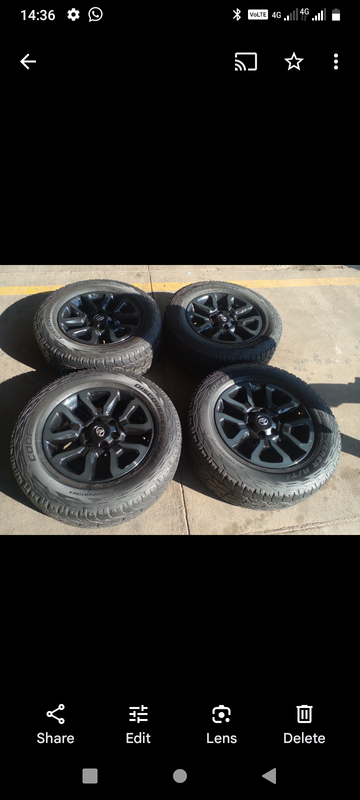 Toyota Hilux RS rims and tyres