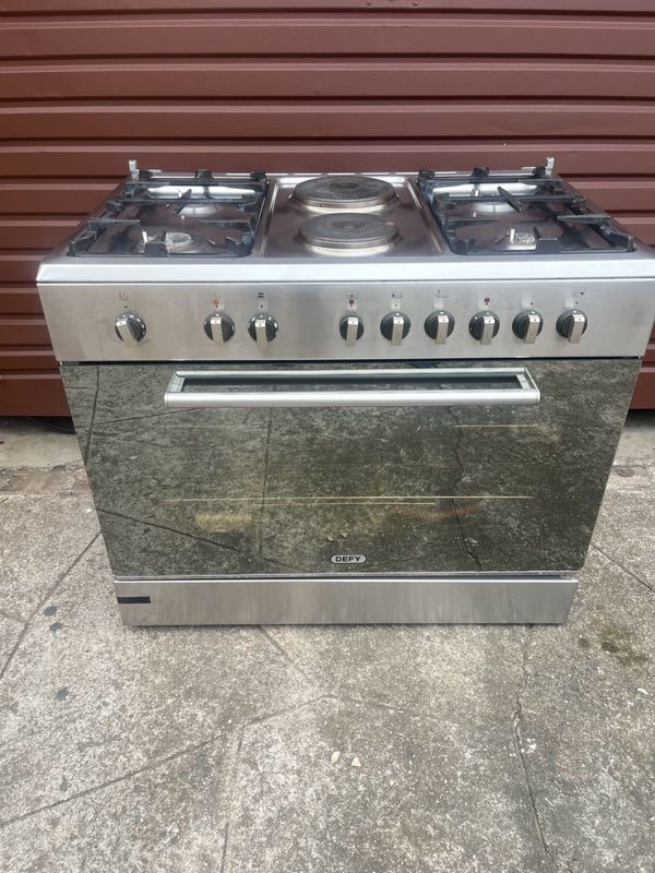 R7000 Defy Gas electric 6 Burner Oven  Stove