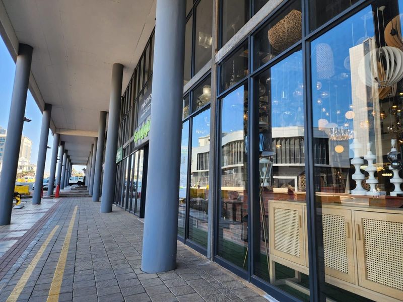 Prime Retail Space: 194sqm Available Now in the Heart of Umhlanga!