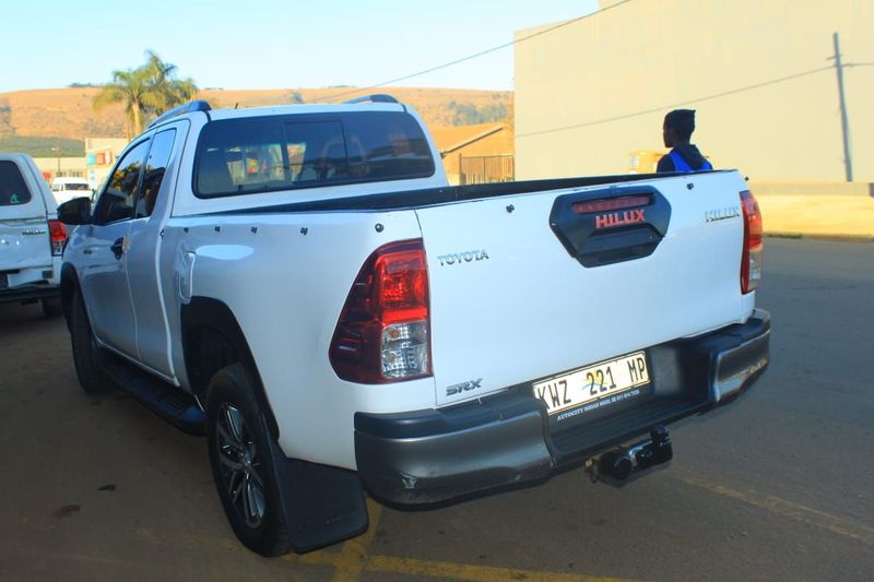 Toyota hilux 2.4 gd6