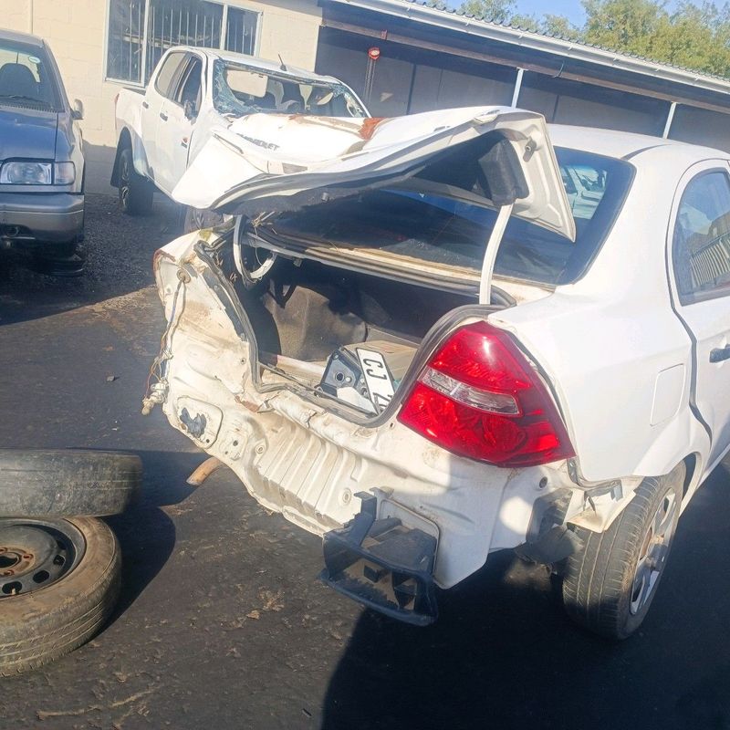 Chev avio 1.6L 16V #F16D3 stripping for spares