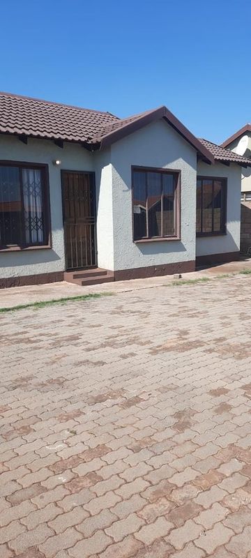 2 Bedroom House for Sale