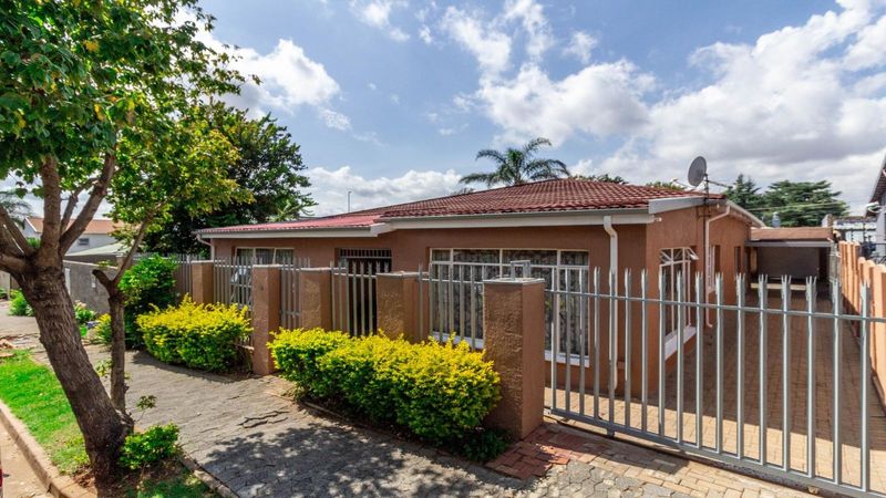 Welcome to your dream 3 bedroom family home.