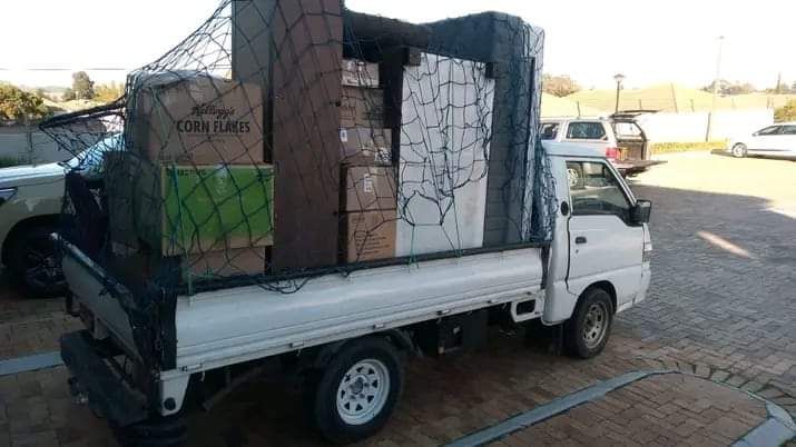 FURNITURE AND JUNK STAFF REMOVAL  ALL AREAS IN CAPE TOWN 0️⃣6️⃣8️⃣0️⃣9️⃣4️⃣7️⃣5️⃣9️⃣6️⃣