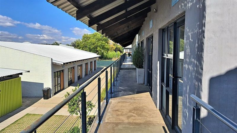 15m² Commercial To Let in Kya Sands at R400.00 per m²