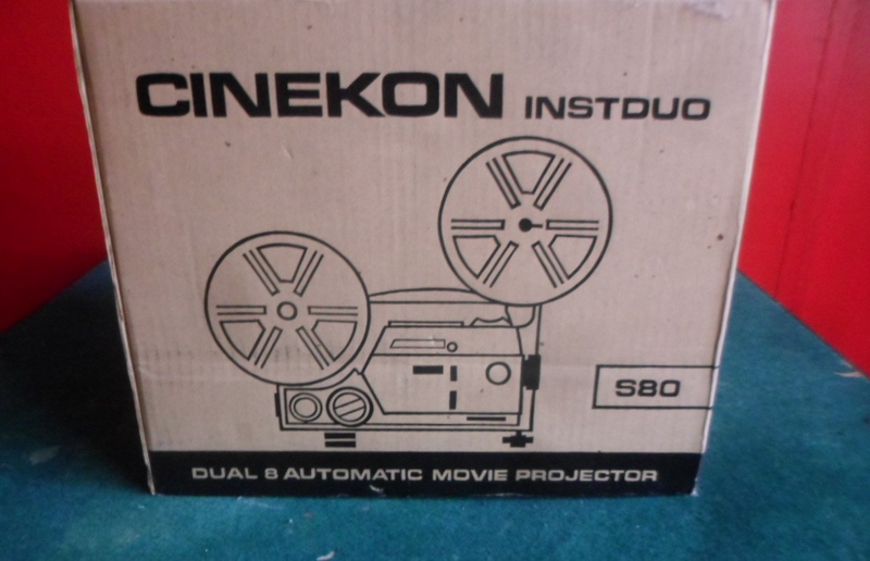 CINEKON INSTDUO S80 8mm Projector &amp; Collapsible DA-LITE Screen USA