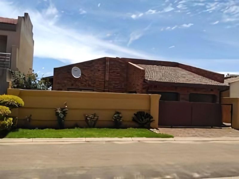 3 bedroom house for sale in Spruitview Ext 1