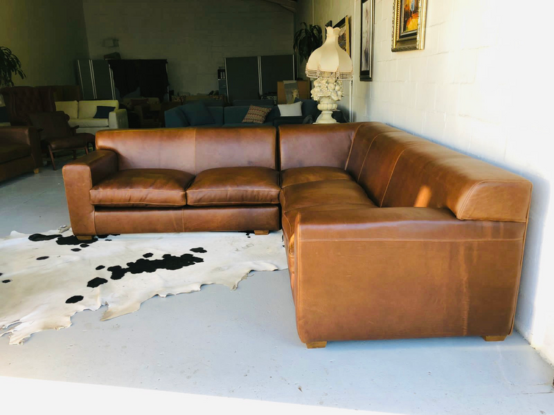 Brand new KARIBA STYLE (2.7m x 2.7m) full grain gameskin genuine leather L-shape corner lounge suite