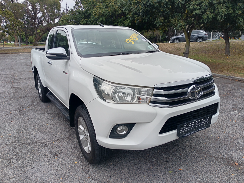 2016 Toyota Hilux Extended Cab