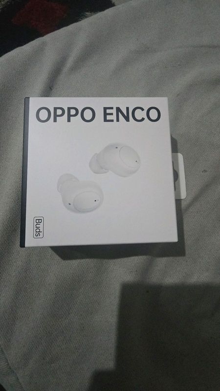 OPPO ENCO BUDS WHITE - BRAND NEW - R550