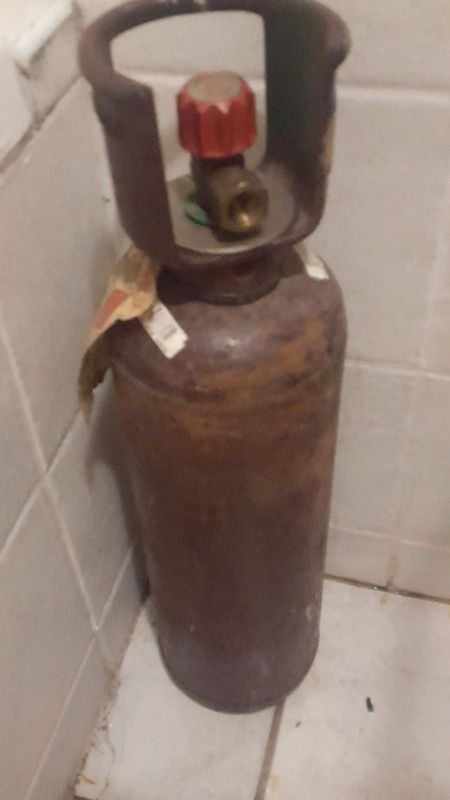 Aseteleen porterpack gas bottle
