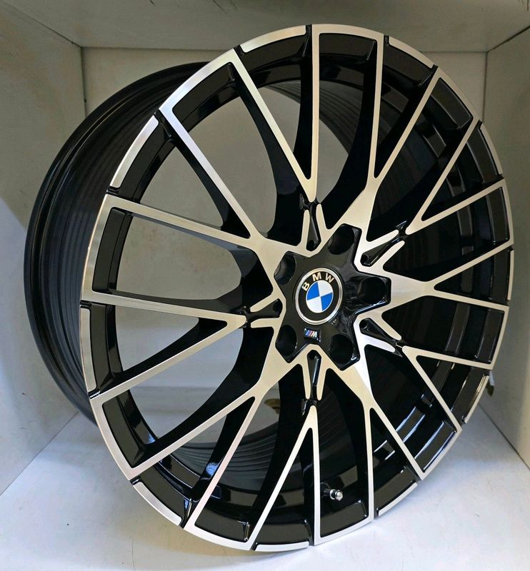 Brand new 18&#34; BMW M2 COMPETITION MAGS