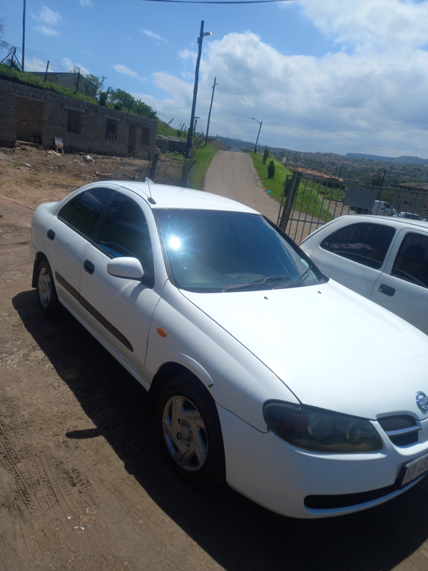 2004 Nissan Almera Sedan